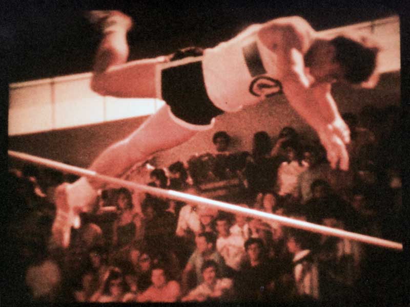 Catapult - Upright positioning - &copy; AVFP P/L 2010